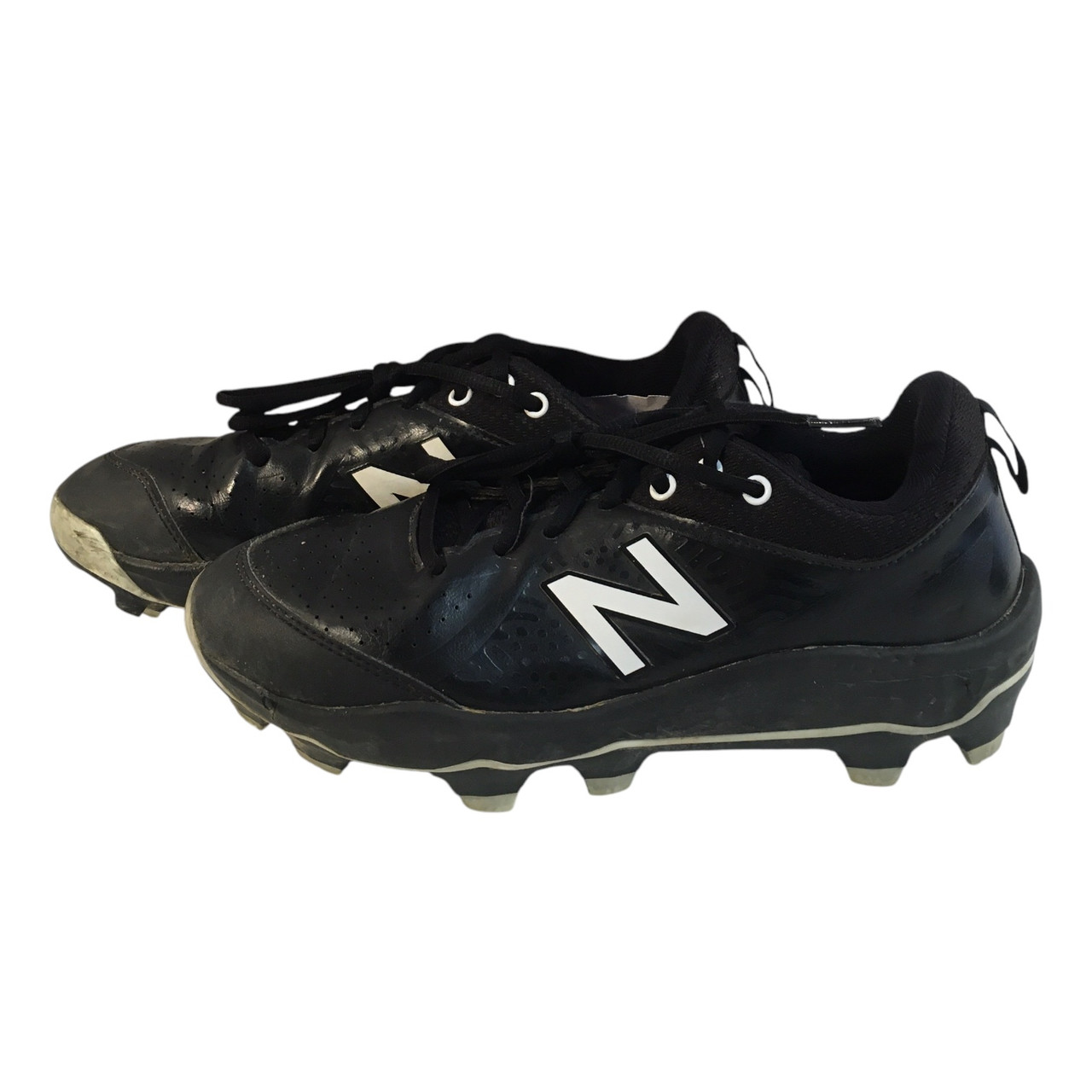 black new balance softball cleats