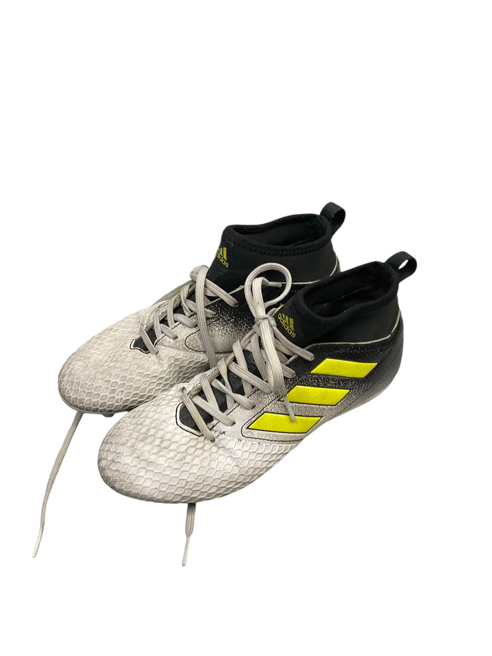 Used Adidas PRB 698001 Soccer Cleats White And Optic Yellow Junior 04