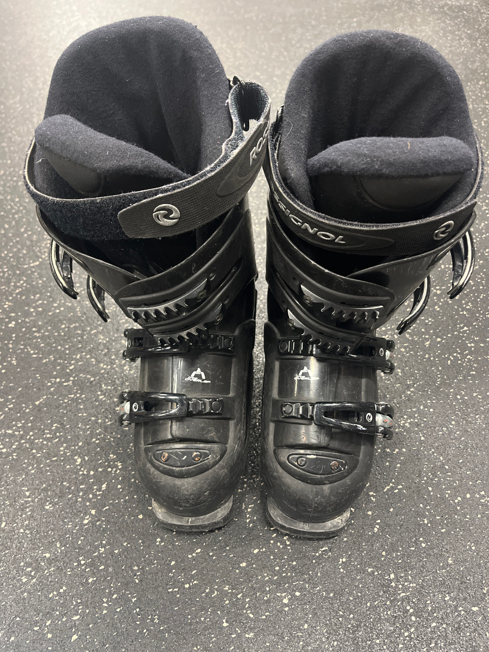 Used Rossignol AXIUM COCKPIT Mens DH Ski Boot Black 245 MP - M06.5