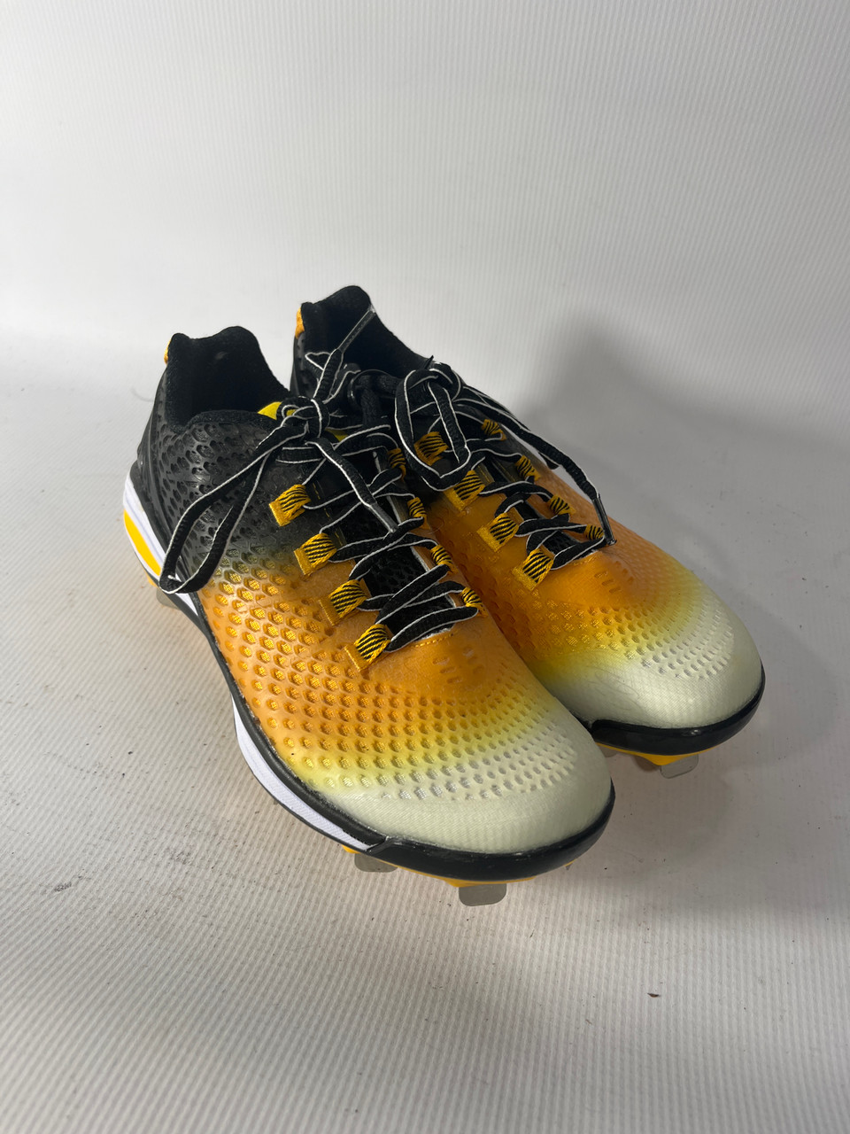 Softball Cleats Black And Gold Metal Cleats Used BoomBah SB BLK