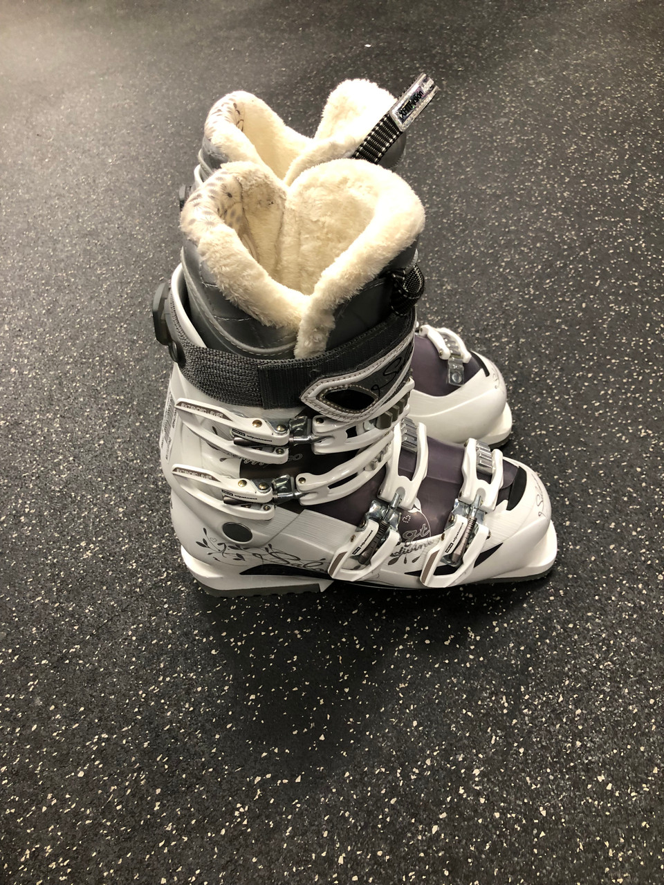 Used Salomon ENERGYZER 60 Womens DH Ski Boot White 245 MP