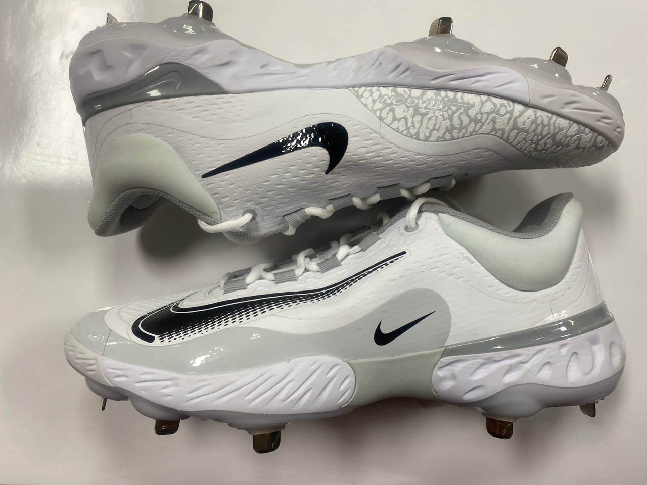 nike react baseball cleats