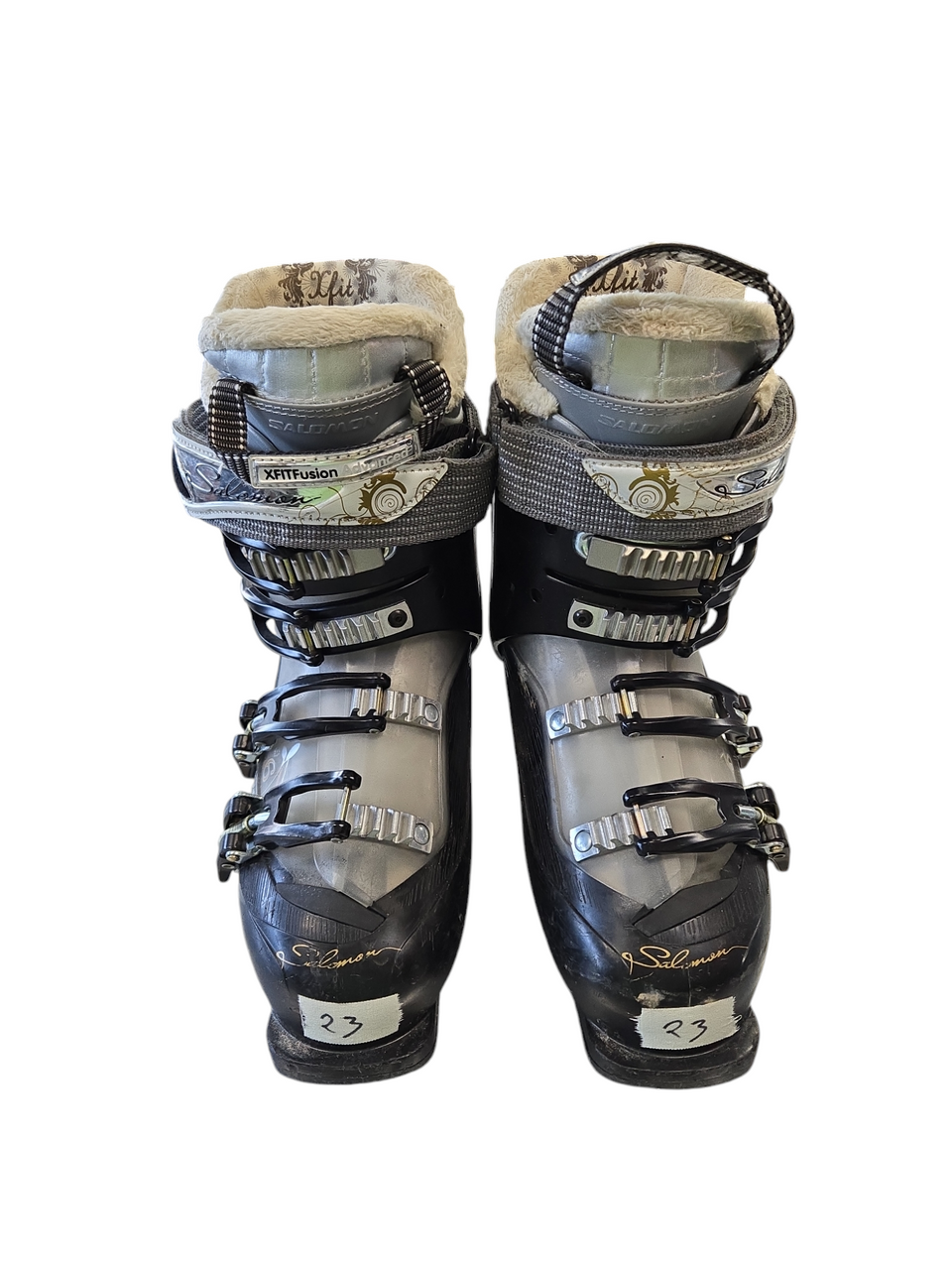 salomon divine ski boots 4 Size 26 (Women's 9, Men's 8)  Jubilee Thrift not to mention gruesome boots Used Salomon DIVINE 6 Womens