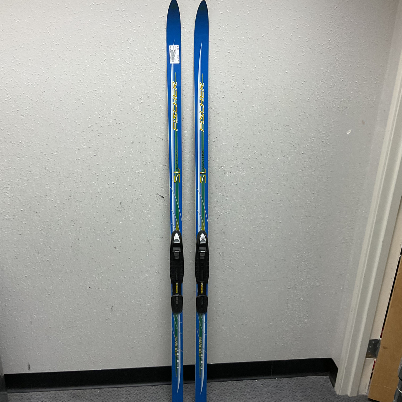 Used Fischer DOUBLE CROWN Boys XC Ski/Binding 167 cm