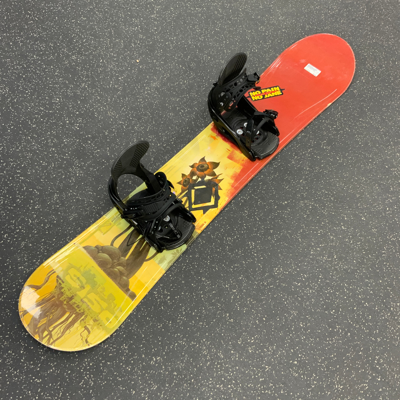 Used 5150 EMPRESS Womens Snowboard combo Red 148 cm