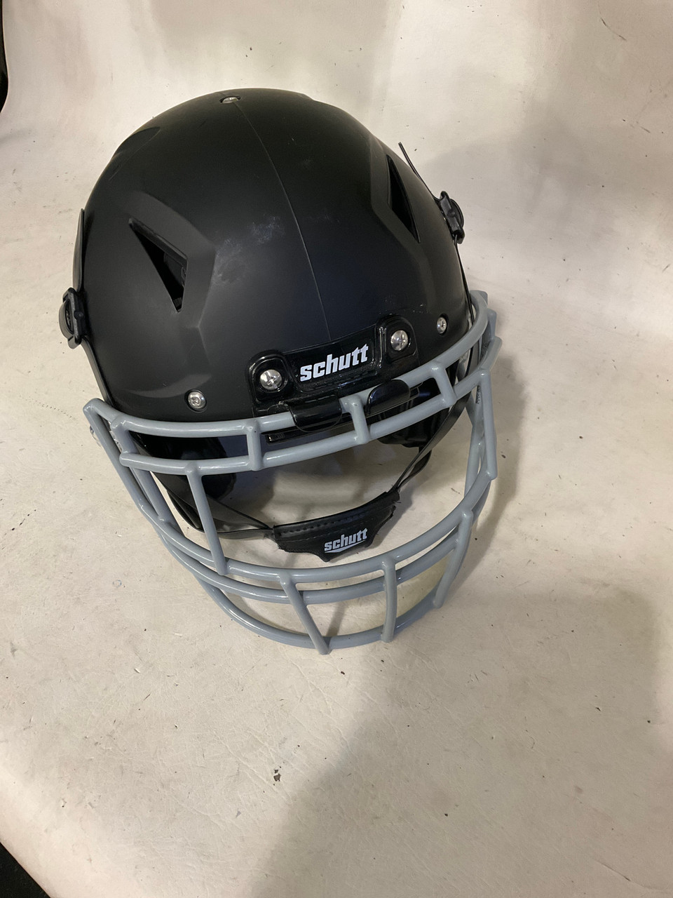 Schutt Helmet Shuttle Football Helmets SCHUTT VENGEANCE A3