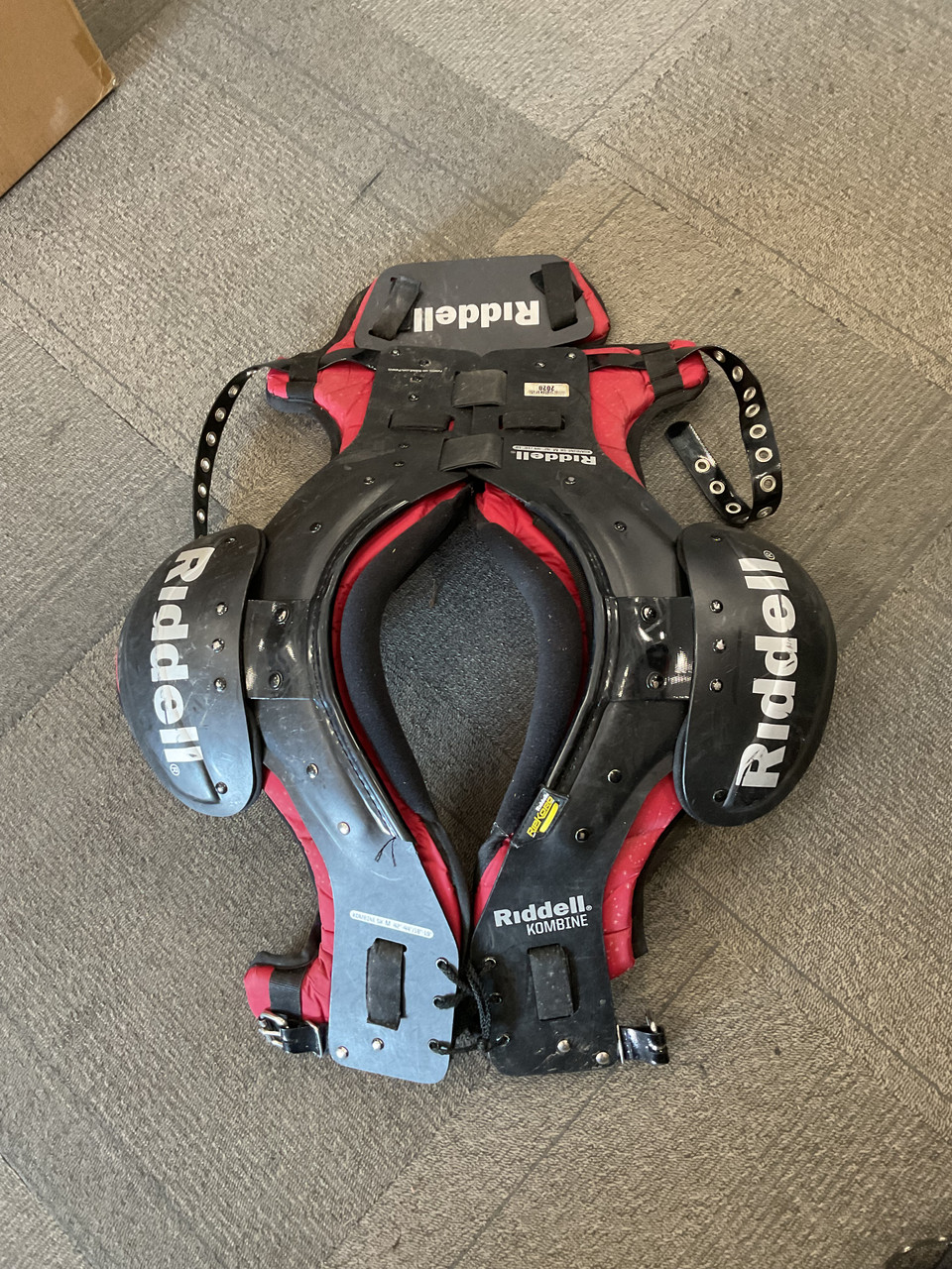 Used Riddell KOMBINE SK FB Shoulder Pads Red MD