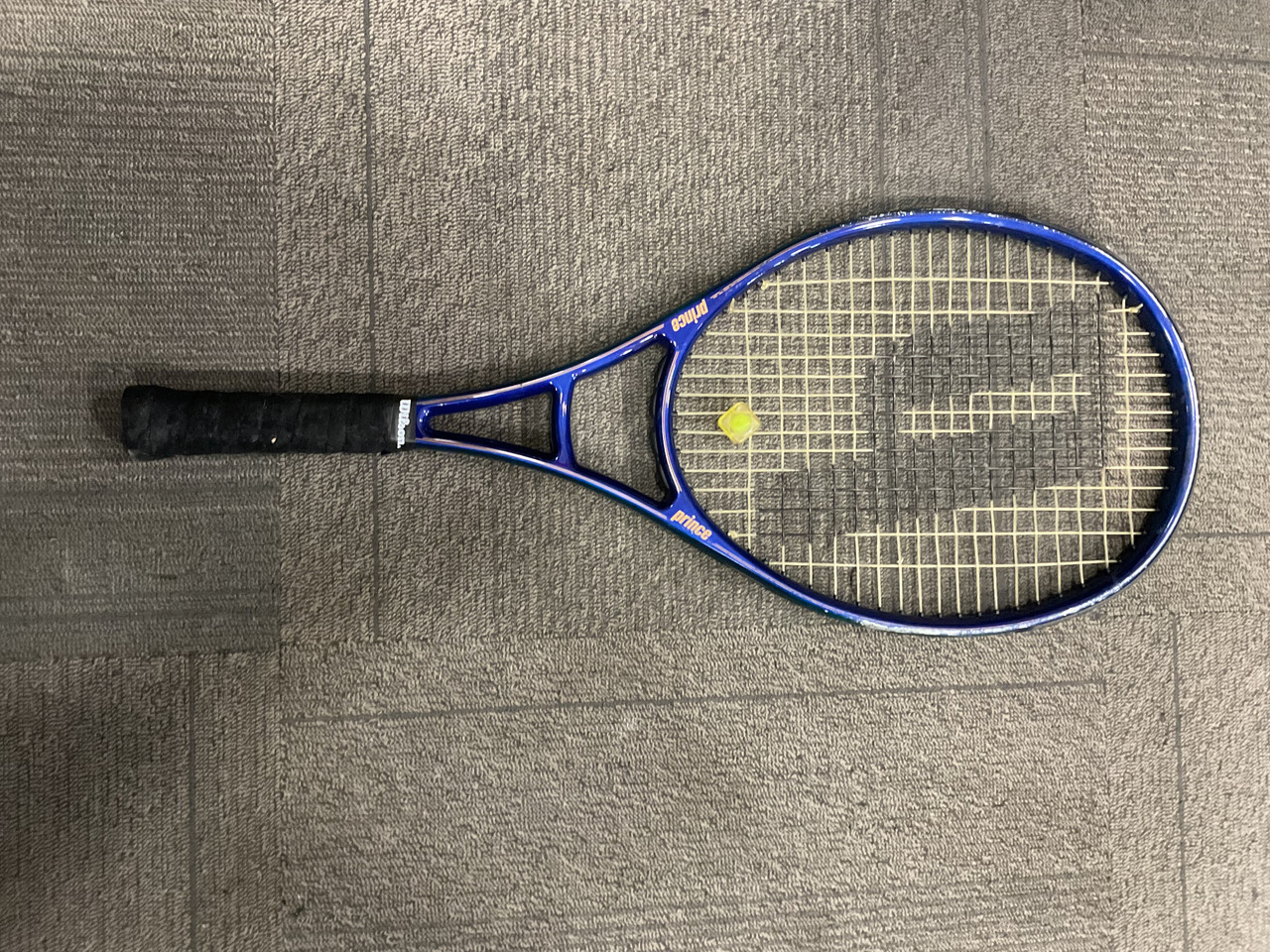 レイチェル  Used Prince MICHAEL CHANG GRAPHITE Adult Tennis Racquet Navy