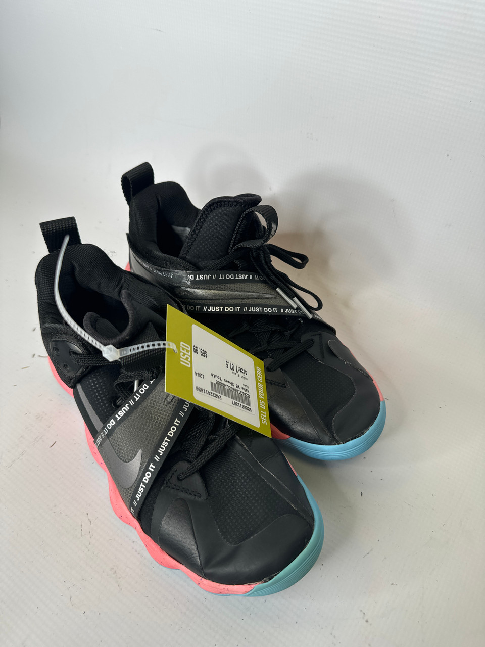 Used Nike Youth Volleyball Shoes Volleyball Shoes