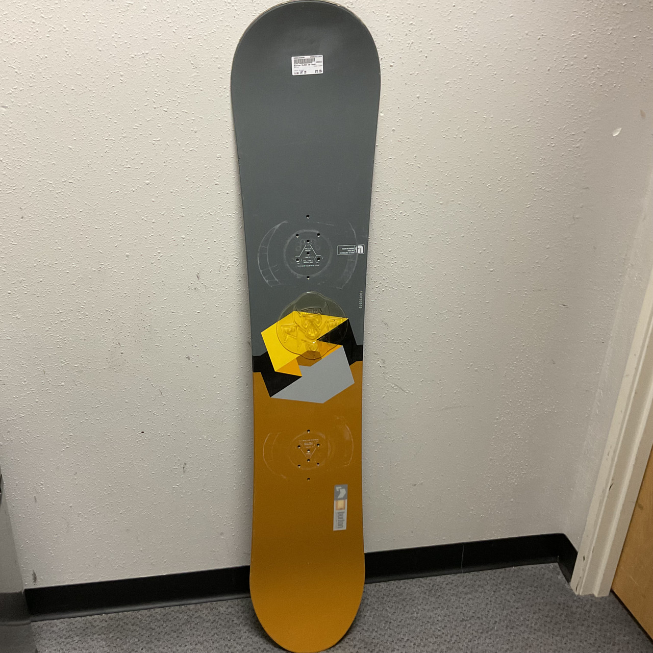 Used Burton CLASH Mens Board/Bindings Orange 147 cm