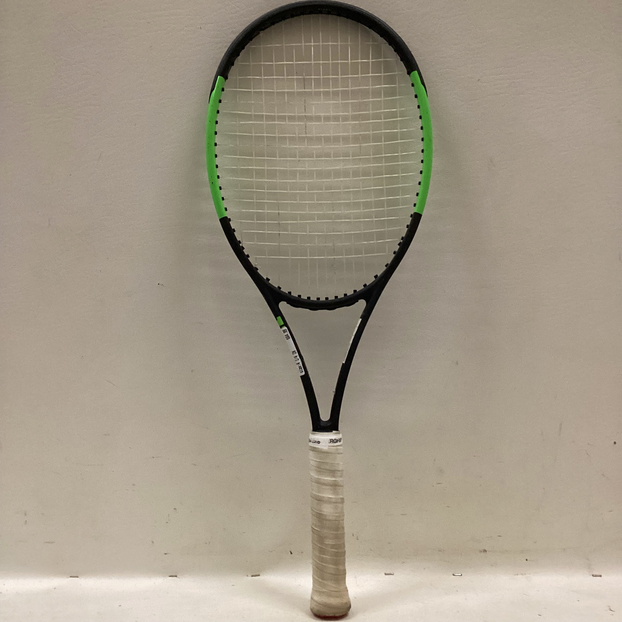Wilson BLADE 98 & 98L V6.0 セット売り Used Wilson BLADE 98 V6.0 Adult Tennis Racquet Green 4 1/4
