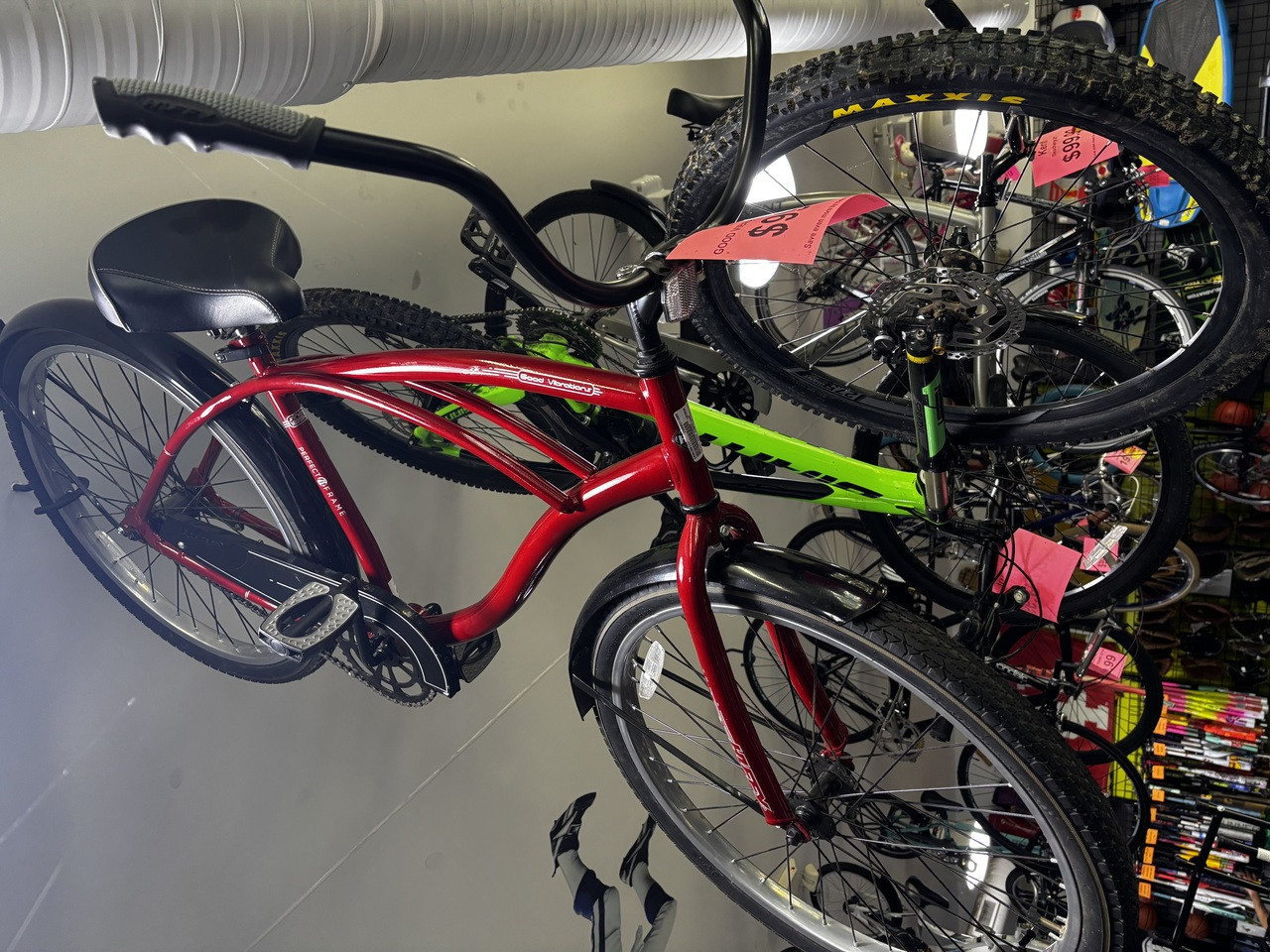 Used Huffy GOOD VIBRATIONS Cruiser Bike Mens Red 43-47cm 17-18