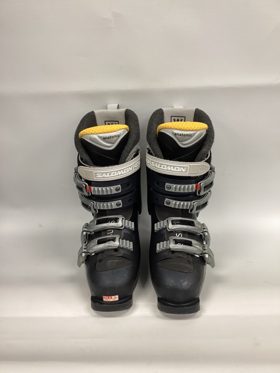 Used Salomon ATOMIC 240 MP - J06 - W07 Women's Downhill Ski