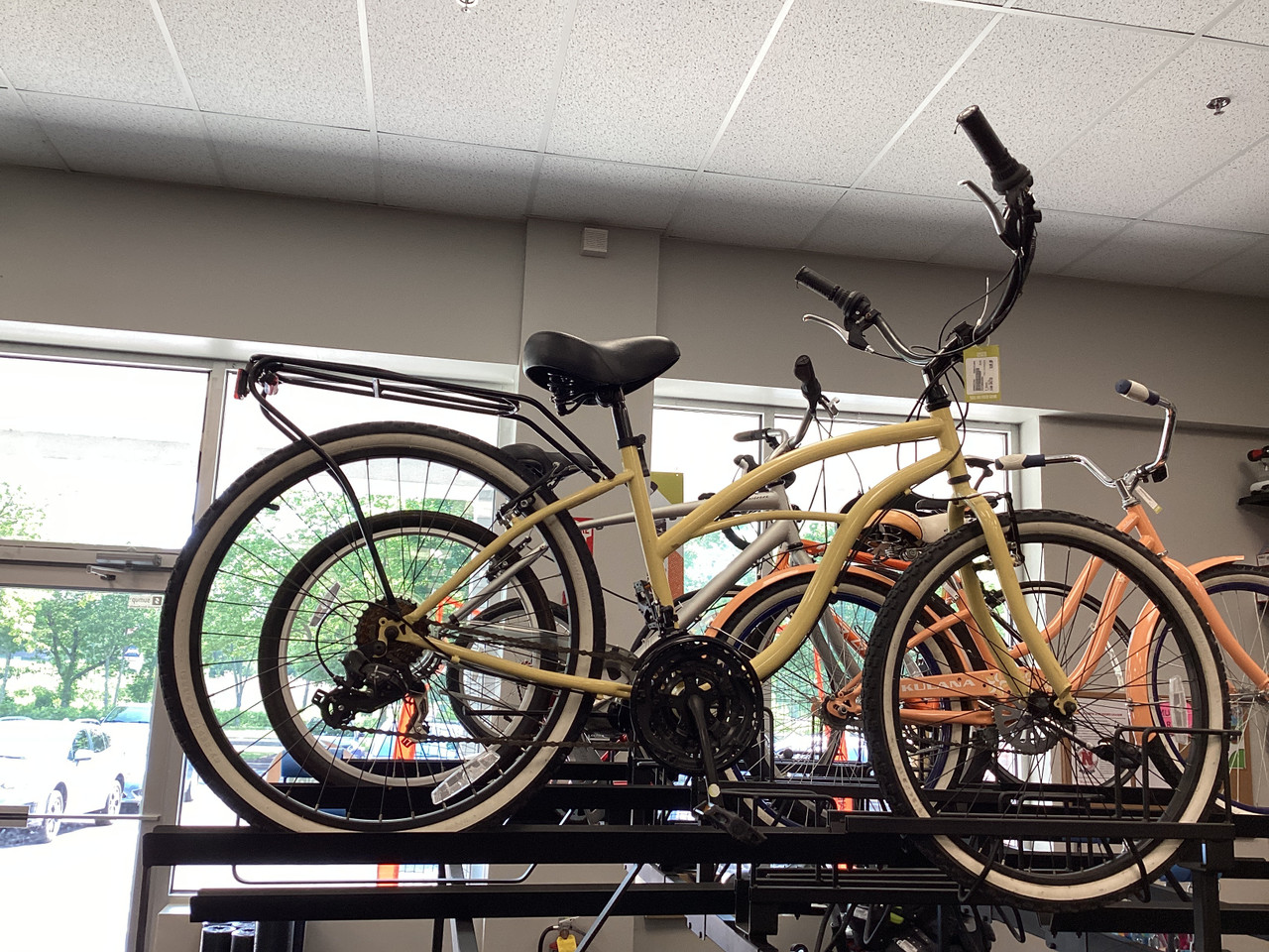 Used SIXTHREEZERO Cruiser Bike Womens Yellow 17-18