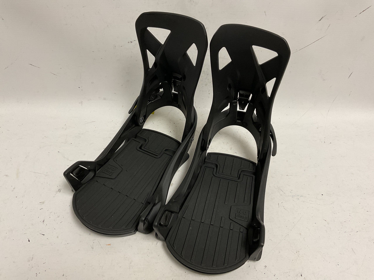 Used Burton STEP ON Mens Binding Only Black LG