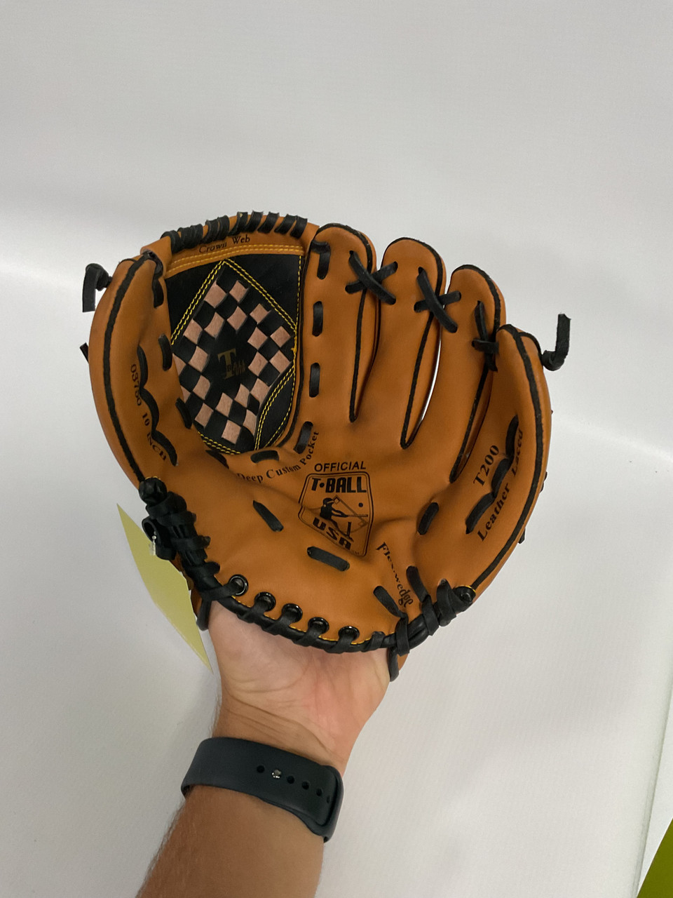 MacGregor Tee Ball Glove - Thumbnail 3