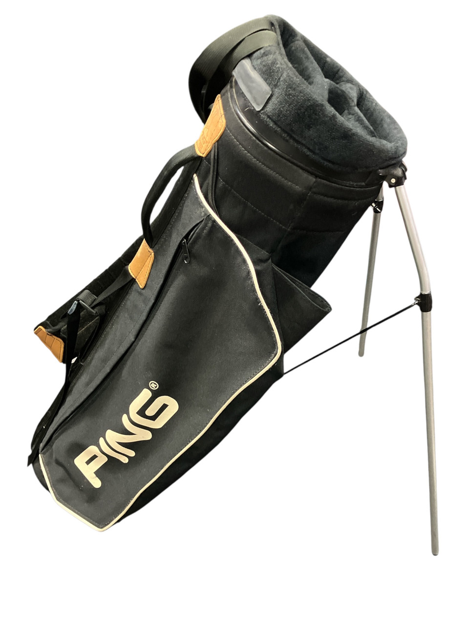 Used Ping 4 SERIES STAND BAG Mens Stand Bag Black
