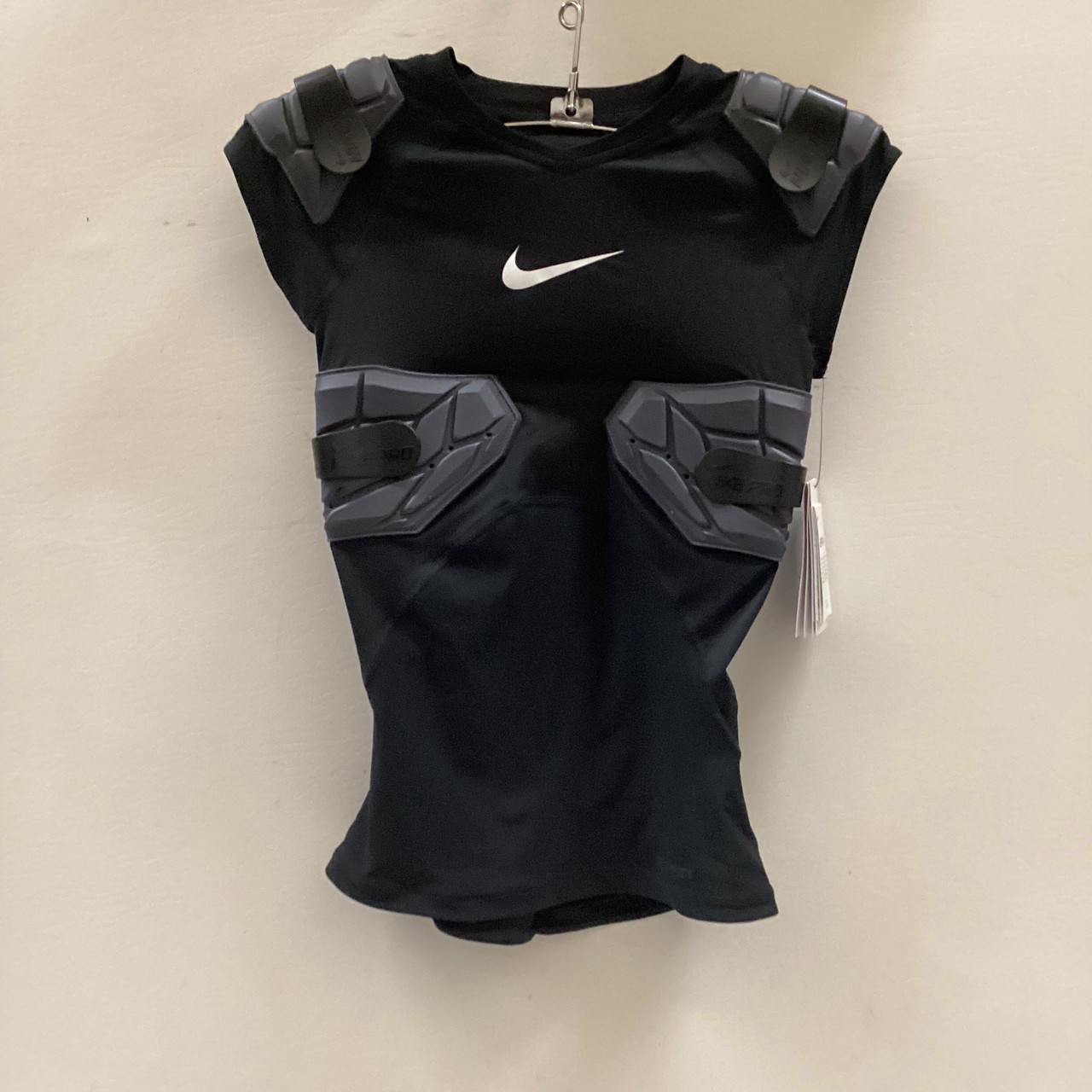 nike hyperstrong top
