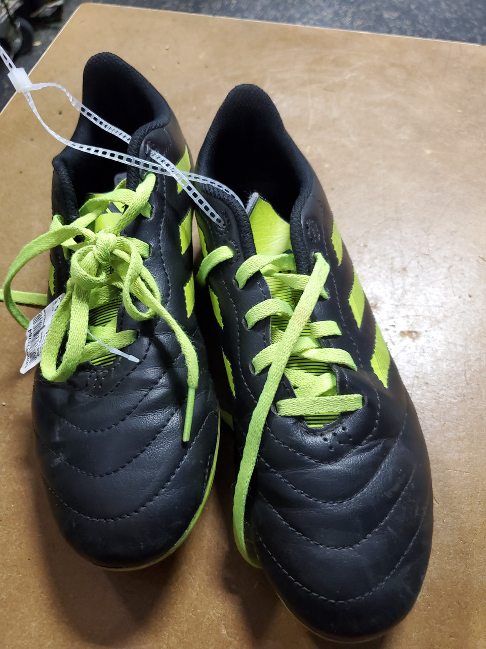 adidas gazelle silver green womens Ubersonic 4 All court shoe Kids