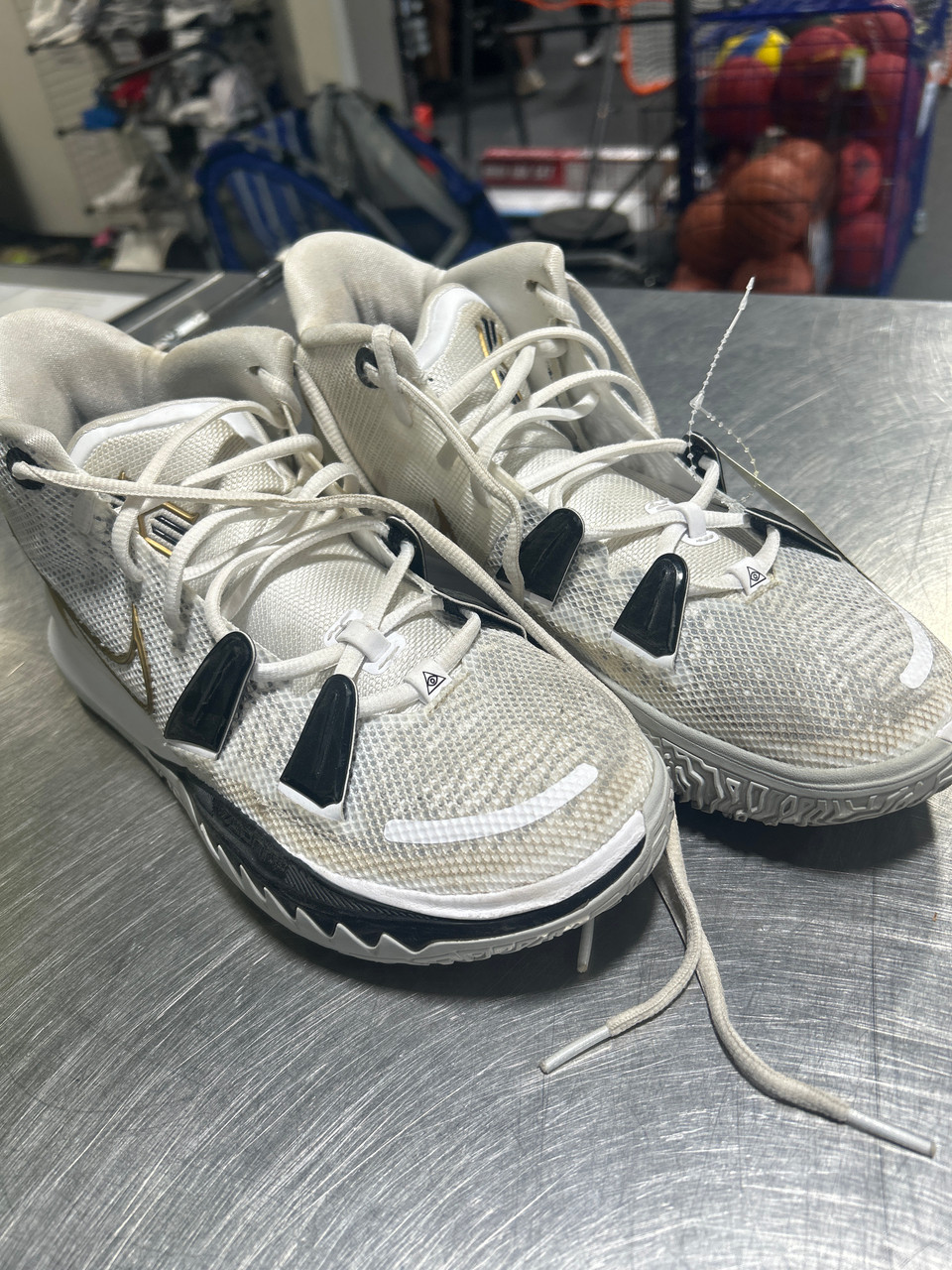 kyrie irving shoes silver