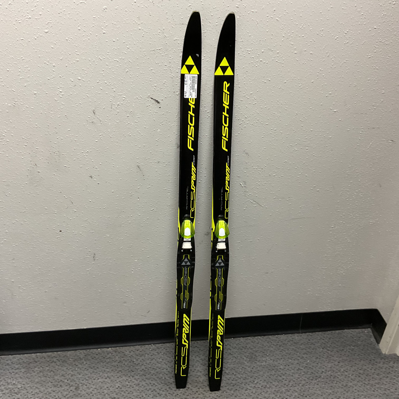 Used Fischer RCS SPRINT CROWN Boys XC Ski/Binding Black And Optic