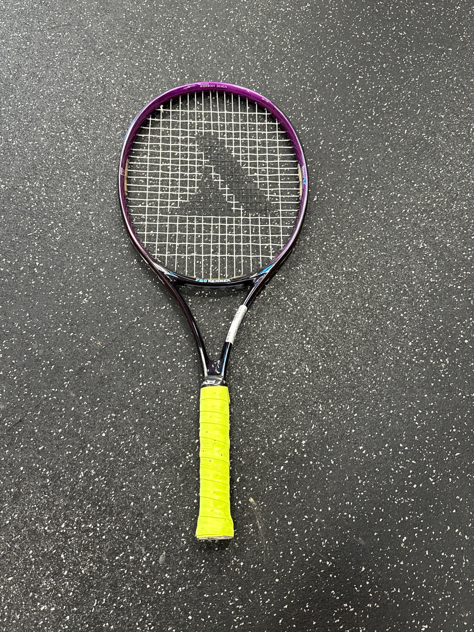 Used Pro Kennex GRAPHITE INNOVATOR 110 Adult Tennis Racquet Purple