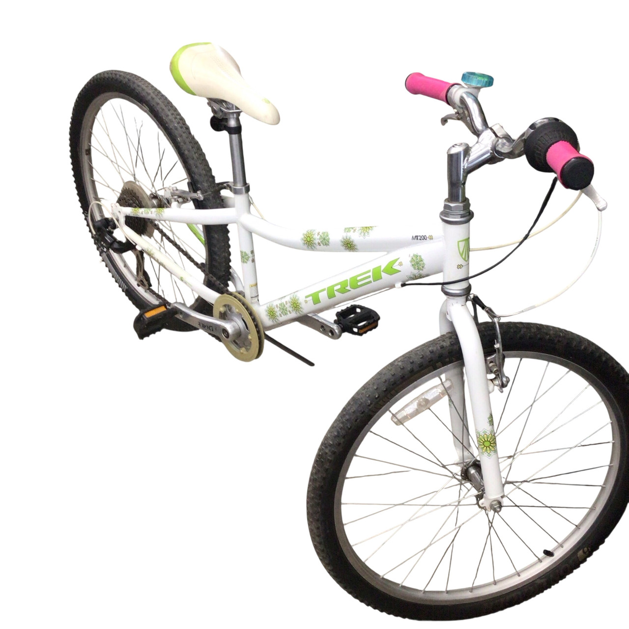 Used Trek MT 200 Mountain Bike Womens White 38-42cm - 15-16" - SM Frame