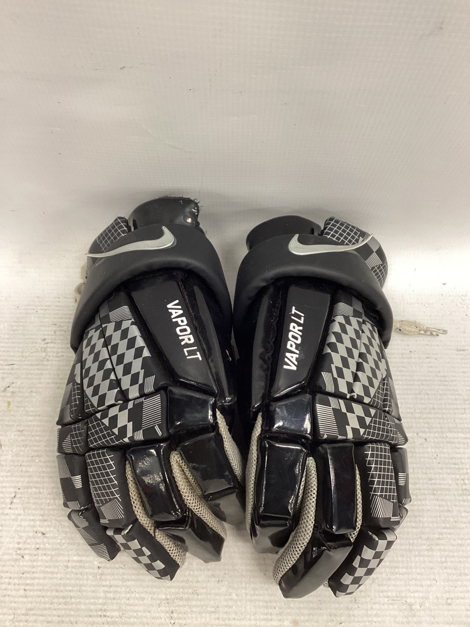 nike vapor lt lacrosse gloves