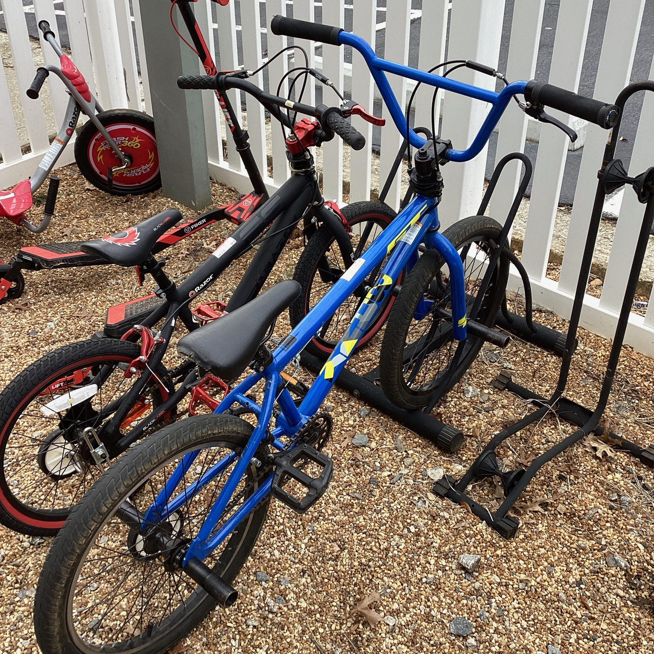 used bmx bicycles Kink Backwoods Bike 21.5" Black 20" Wheels Used LOWDOWN BMX Bike Boys