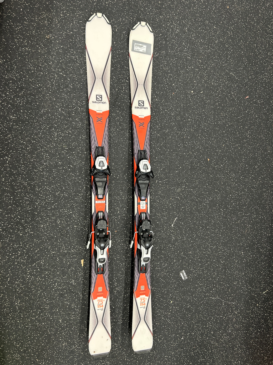 Used Salomon X DRIVE 7.5 Mens DH Ski/Binding Orange And White 154 cm