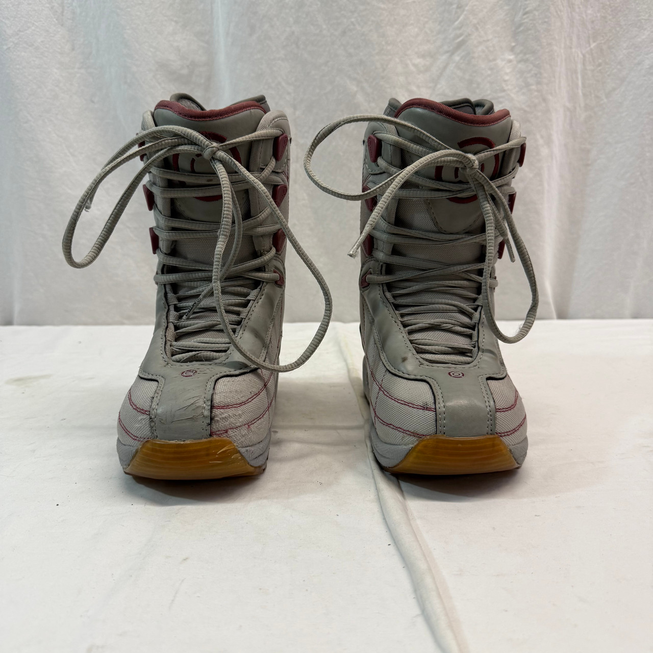 nitro echo snowboard boots Used Nitro ECHO Girls Snowboard Boots Grey Junior 05.5 11651-S000406637