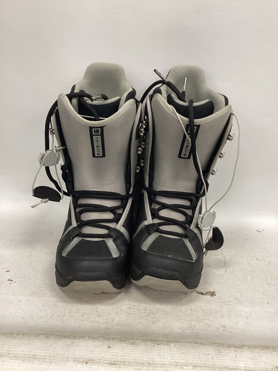 Used Burton TRIBUTE Mens Snowboard Boots Black Senior 6