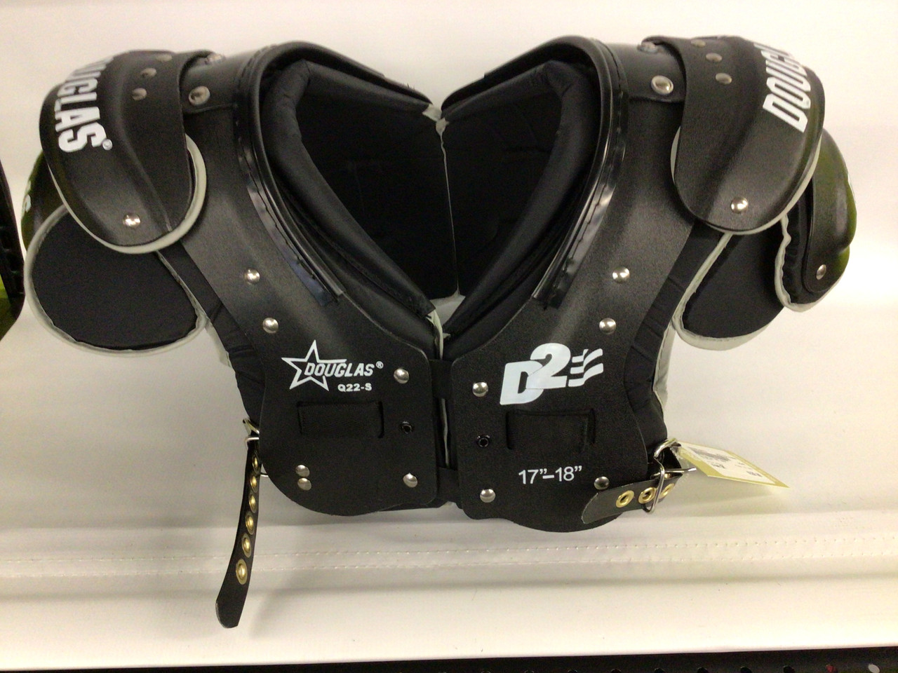 Douglas D2 Q22 Shoulder Pads - Thumbnail 4