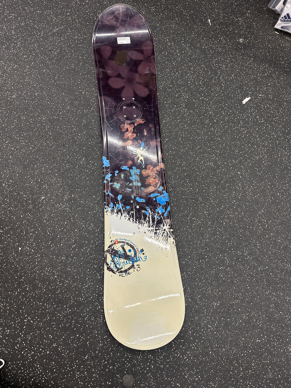 Used Nidecker ELLE 43 Womens Snowboard Only Black 143 cm