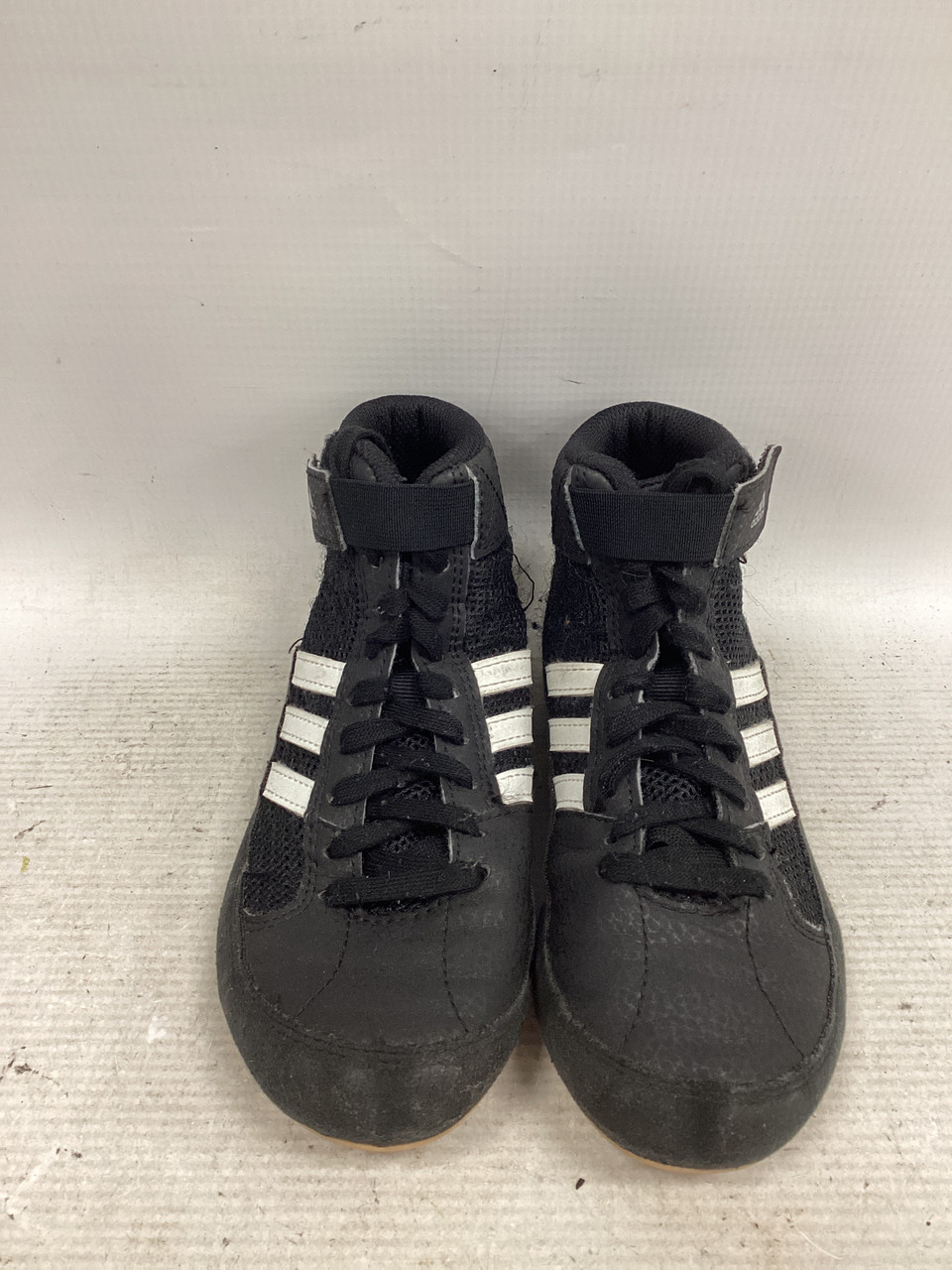 Used Adidas Wrestling Shoes Black Youth 13.0