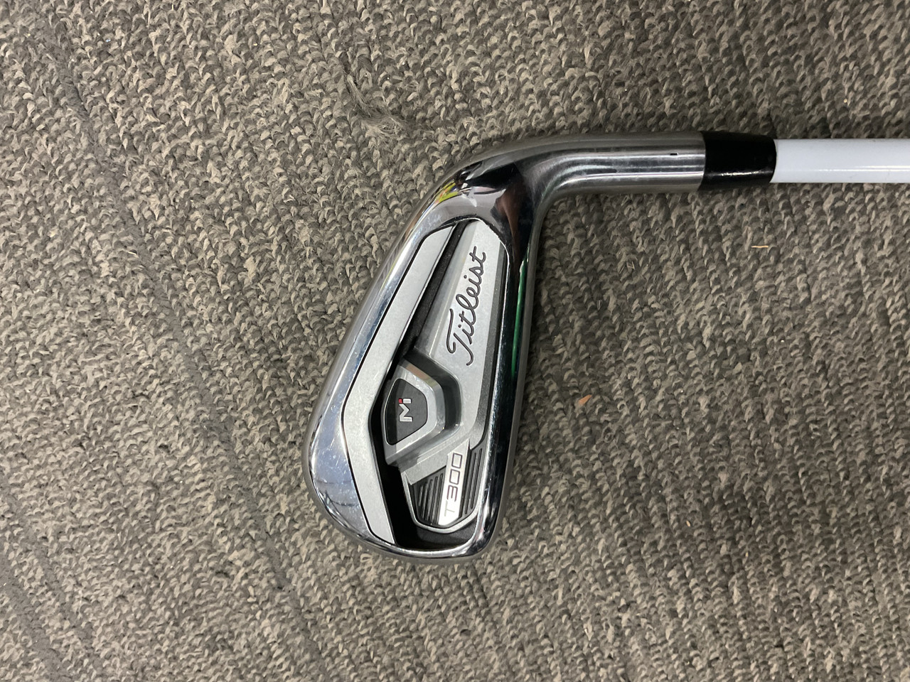 Used Titleist T300 Mens Individual Iron RH 6 Iron