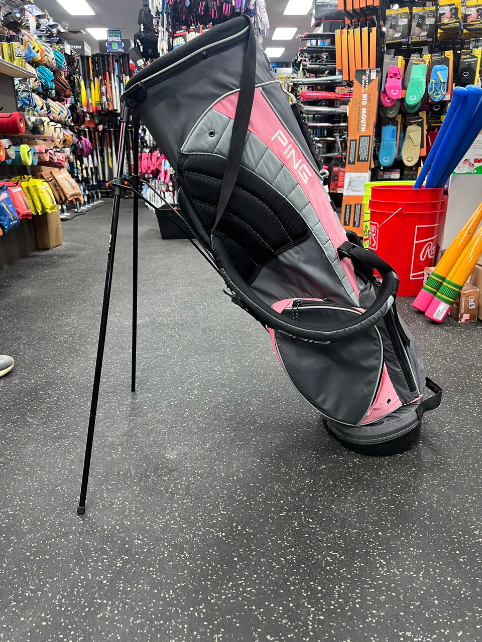 Used Ping HOOFER CRAZ-E-LITE Womens Stand Bag Grey And Pink