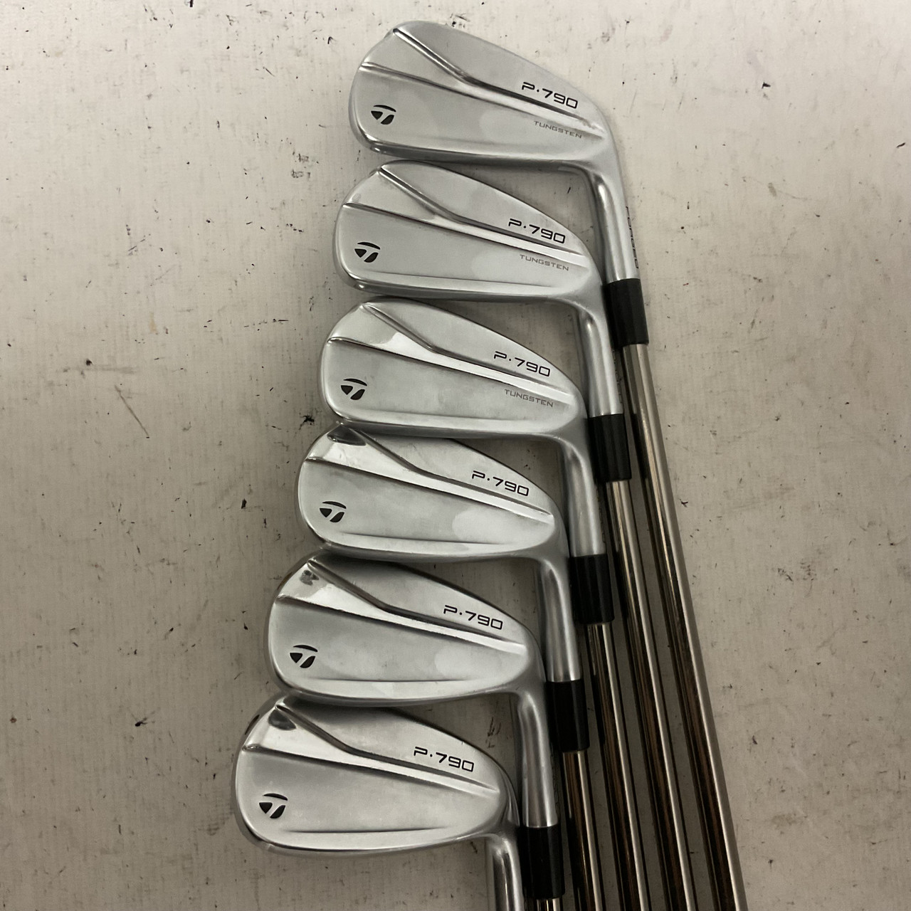 Used Taylormade P790 FORGED Mens Iron Set RH 5I-PW