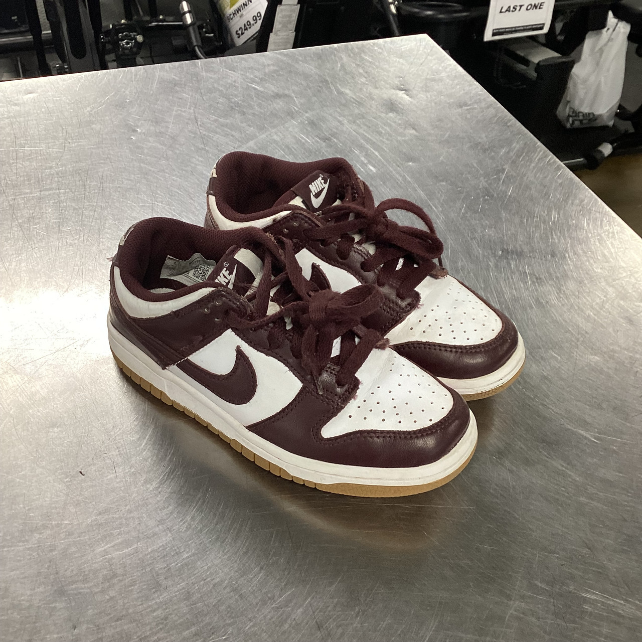 maroon and white basketball shoes