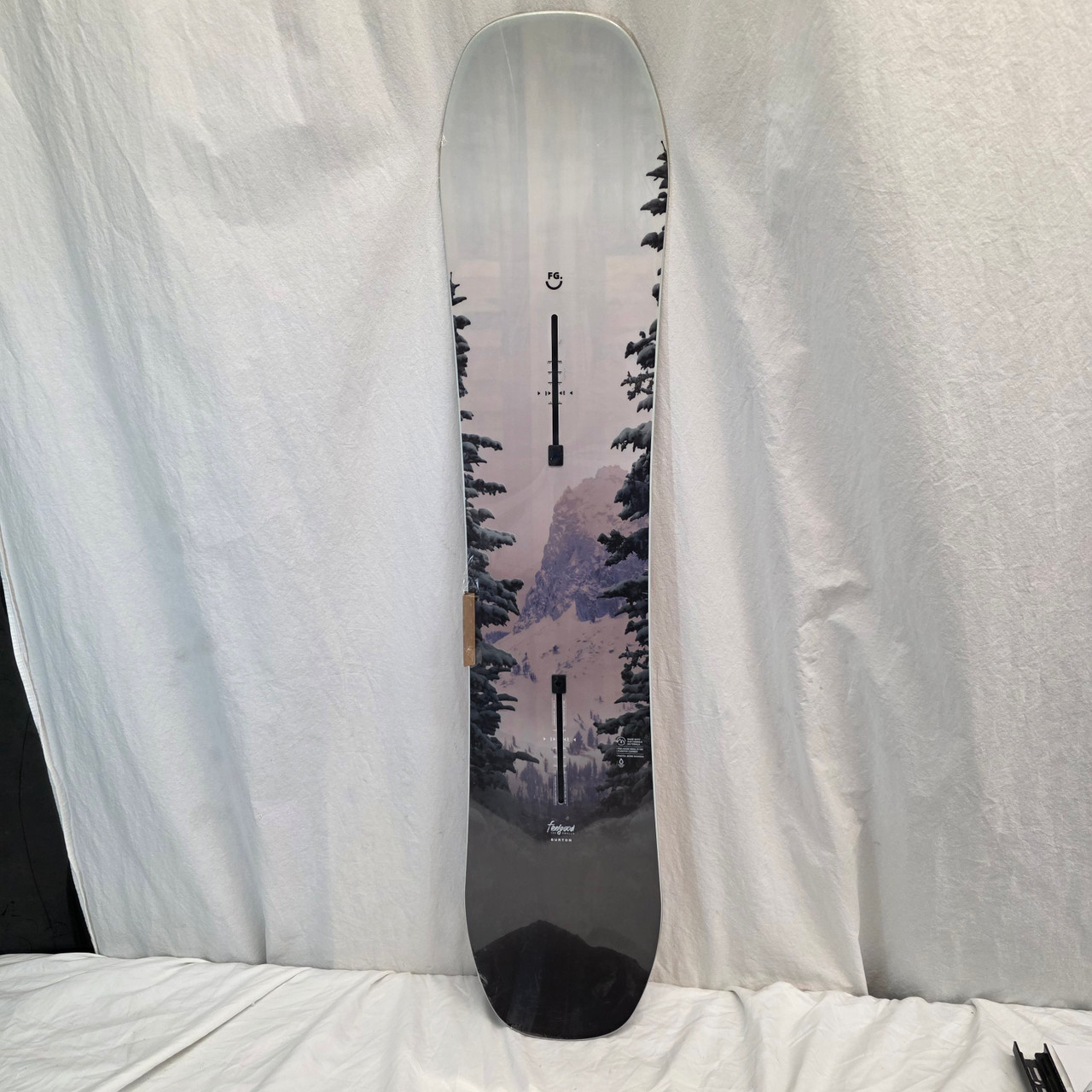Used Burton FEELGOOD SMALLS Girls Snowboard Only None 130 cm