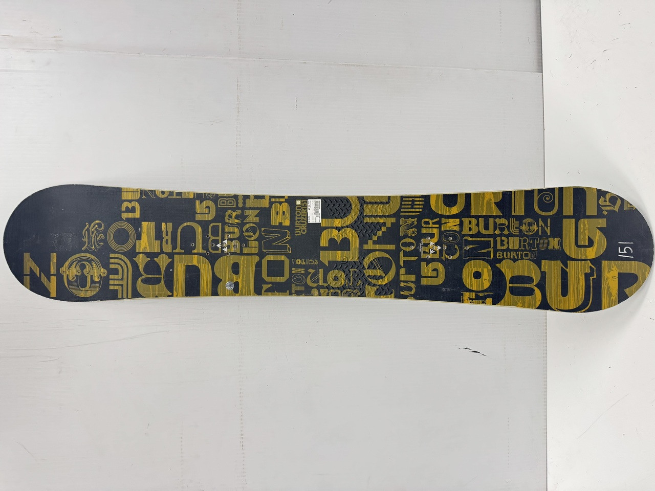 Used Burton CRUZER 151 Mens Snowboard Only Black 151 cm