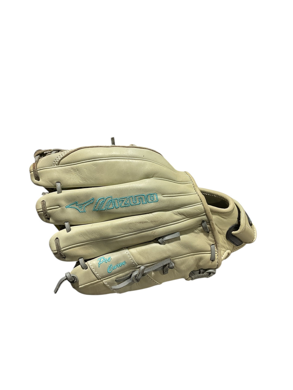 Used Mizuno CLASSIC FAST PITCH BB/SB Glove RH Throw White 12 1/2