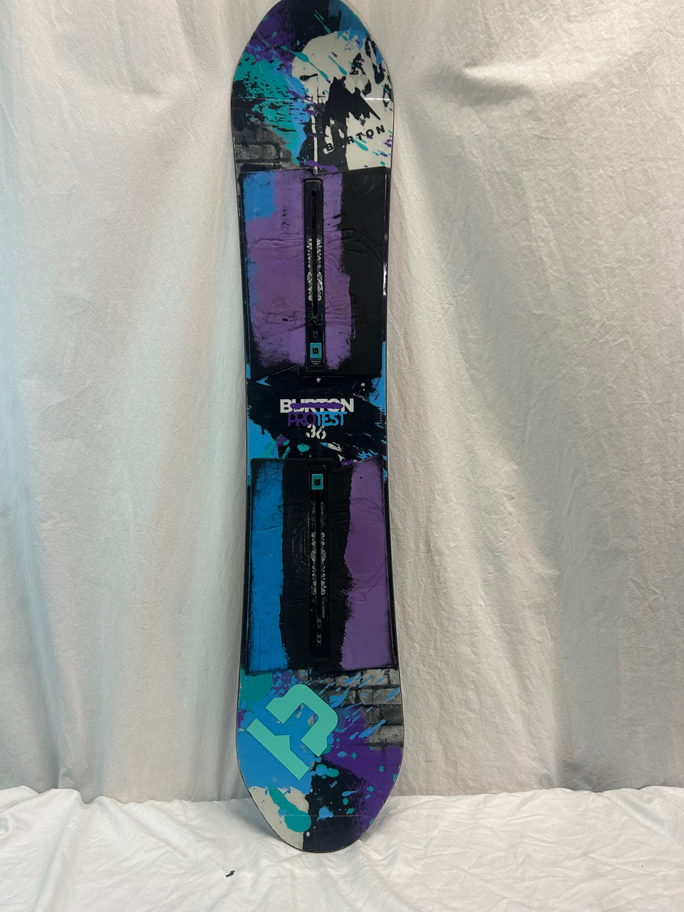 Used Burton PROTEST Boys Snowboard Only Royal Blue 136 cm