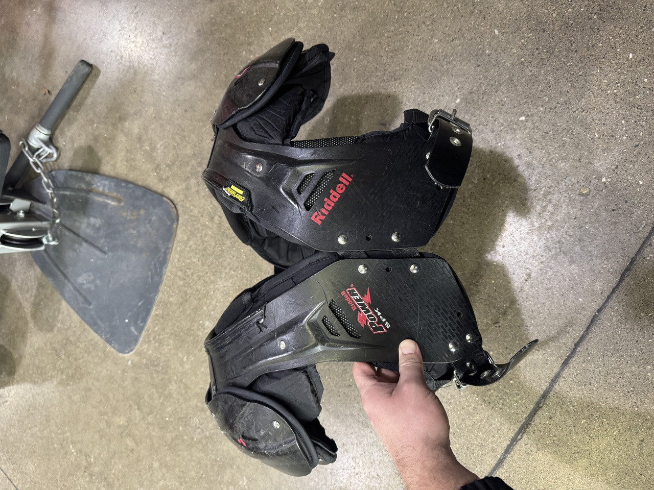 Used Riddell POWER SPK LB/FB FB Shoulder Pads Black XL