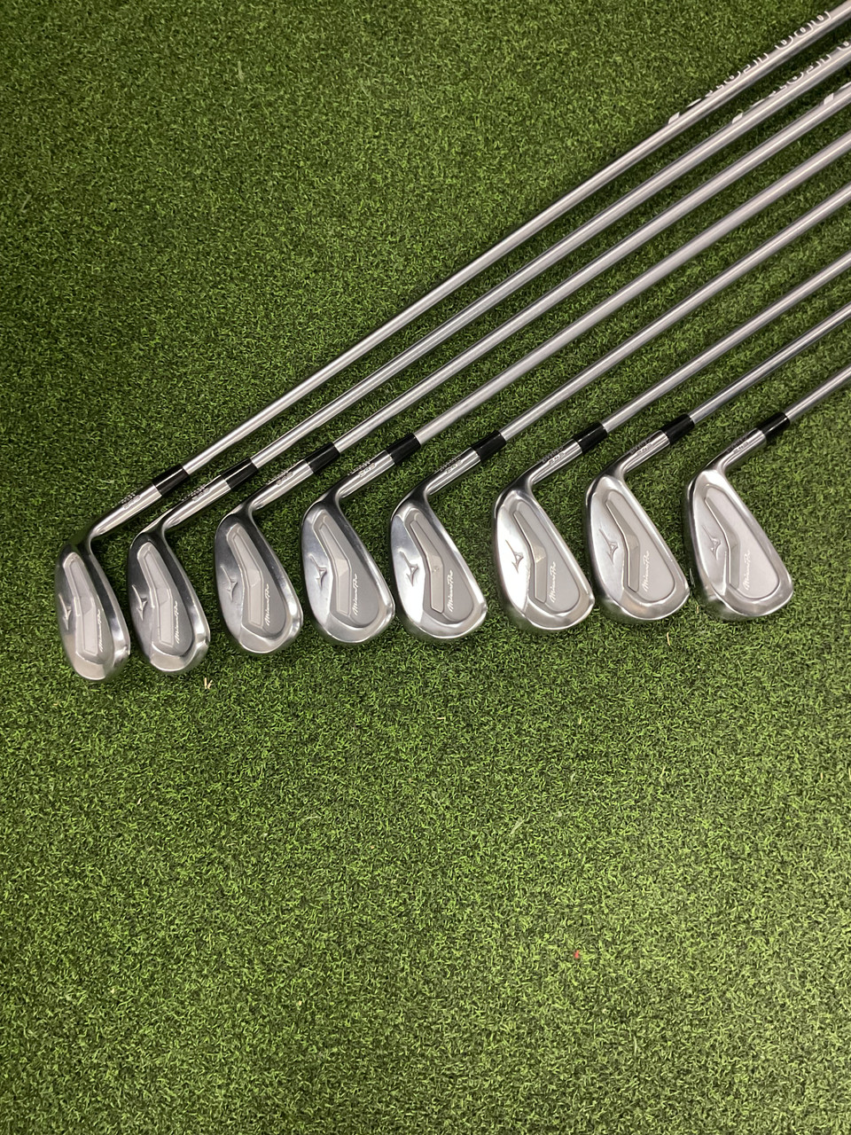Used Mizuno PRO 243 Mens Iron Set RH 4I-GW/AW