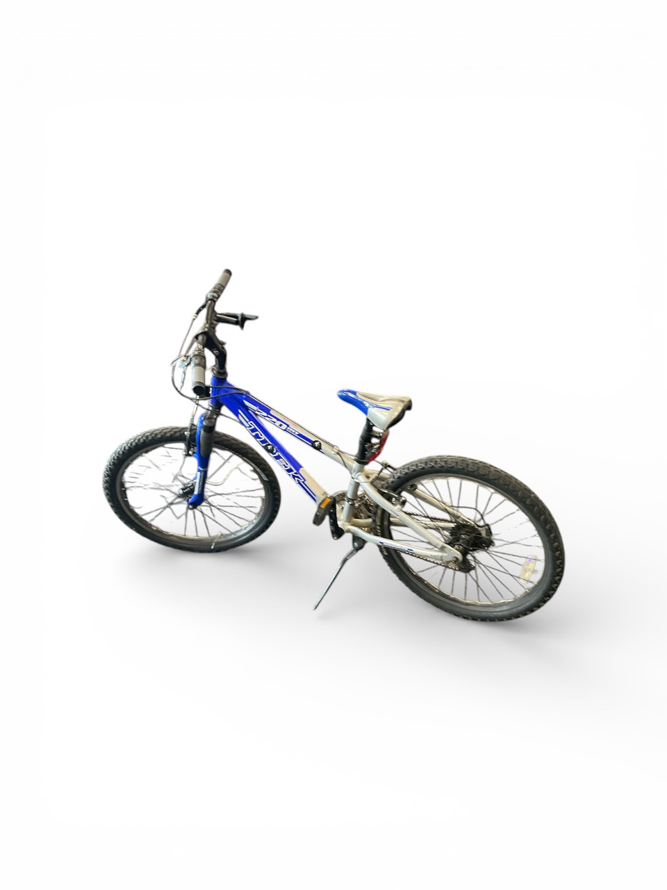 Used Trek 220MT Mountain Bike Boys None 24