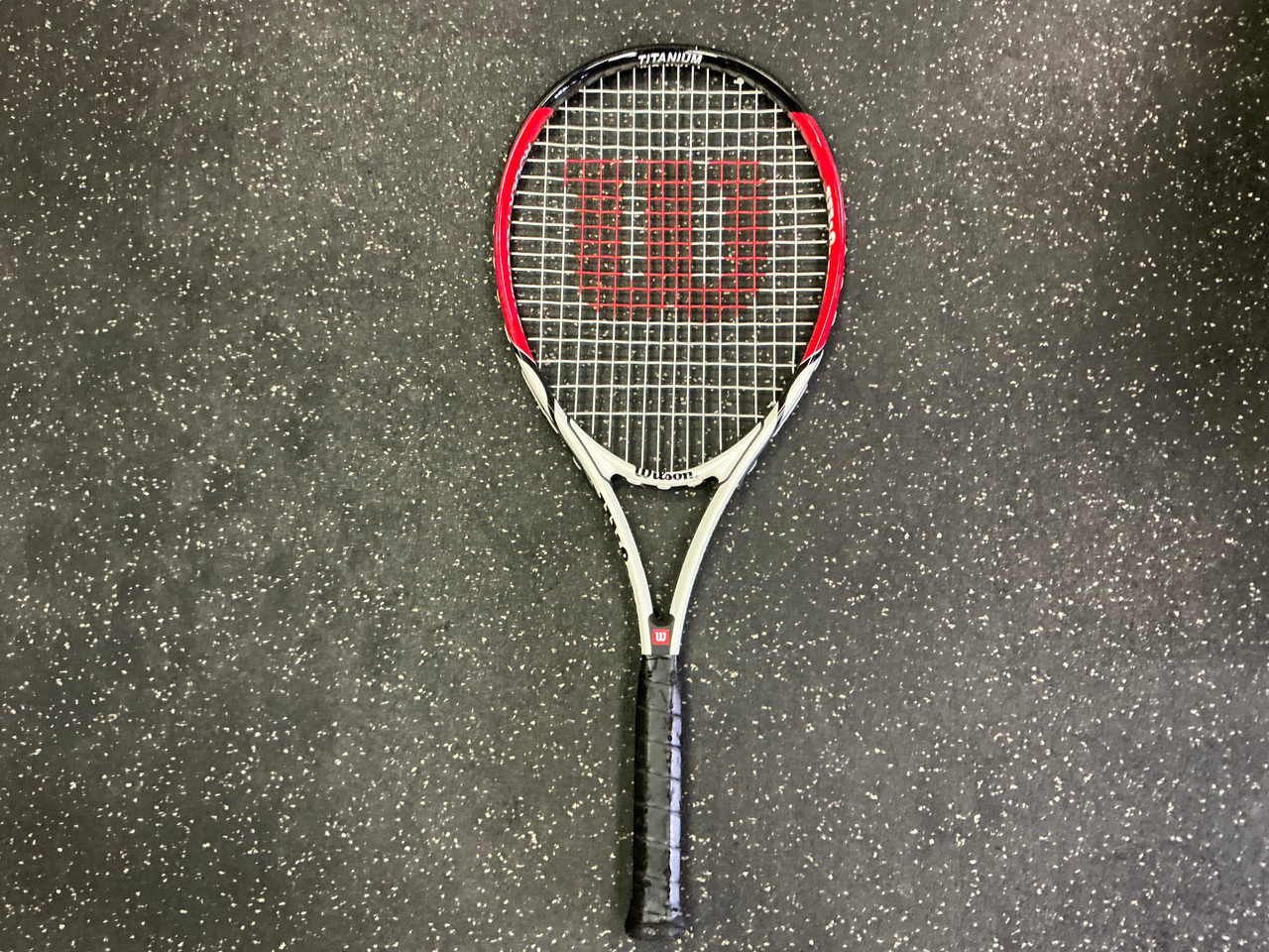 Used Wilson ROGER FEDERER 27 Adult Tennis Racquet None 4 3/8