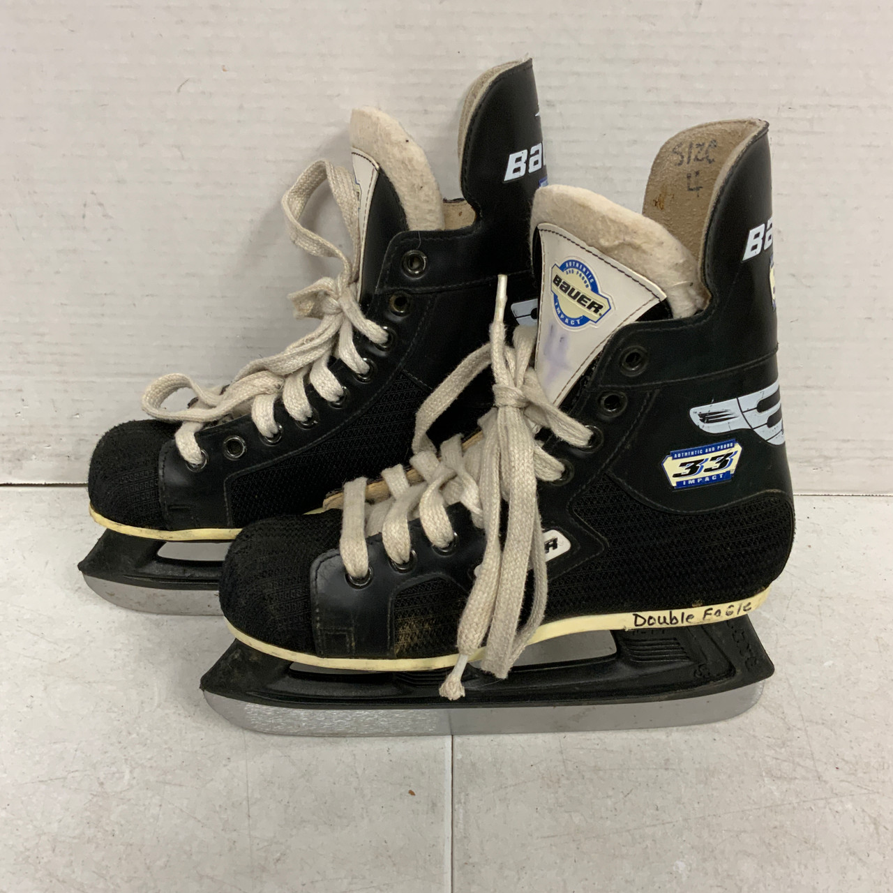 Used Bauer 33 IMPACT Junior 04 Ice Hockey Skates Ice Hockey  display picture 2