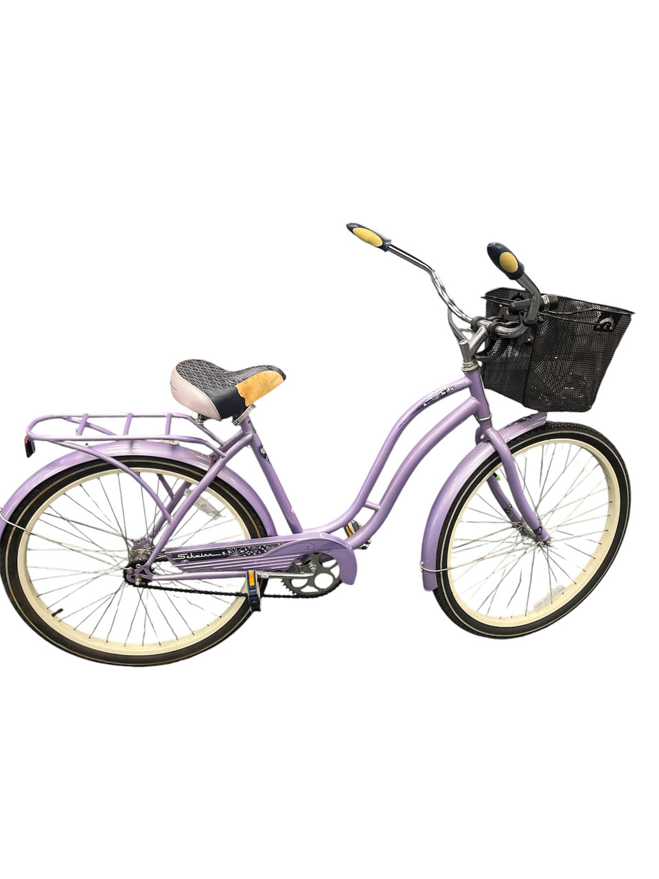 schwinn cruiser bicycle Huron 7-Speed Bike | Black Yet on weekends it has style and comfort with a spring seat Used Schwinn CRUISER Cruiser Bike