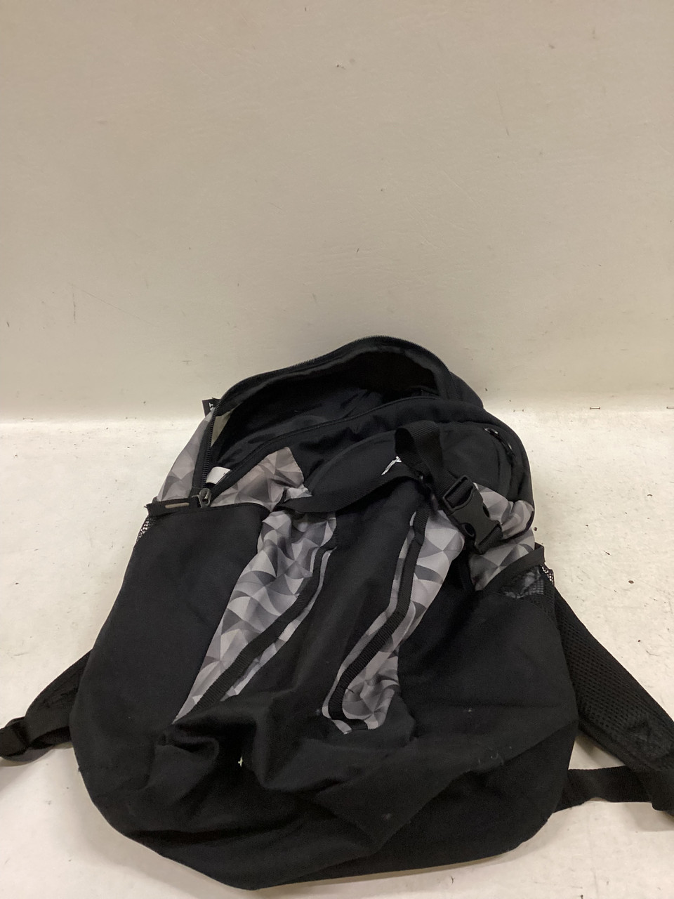 adidas backpack used MLS Soccer PRODUCT DETAILS Used Adidas ADIDAS BACKPACK BB/SB